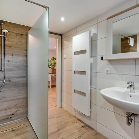 Landlust Apartment *